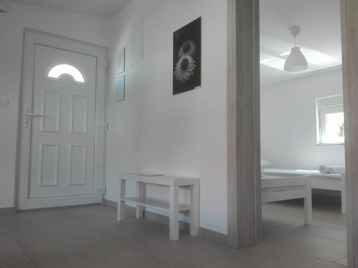 Apartman Bunaric Vir Buitenkant foto