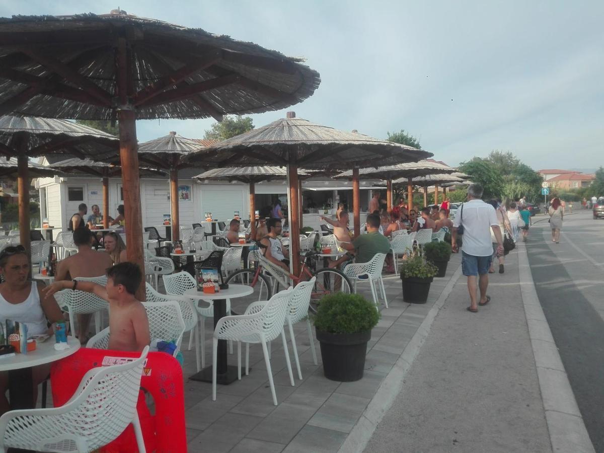 Apartman Bunaric Vir Buitenkant foto