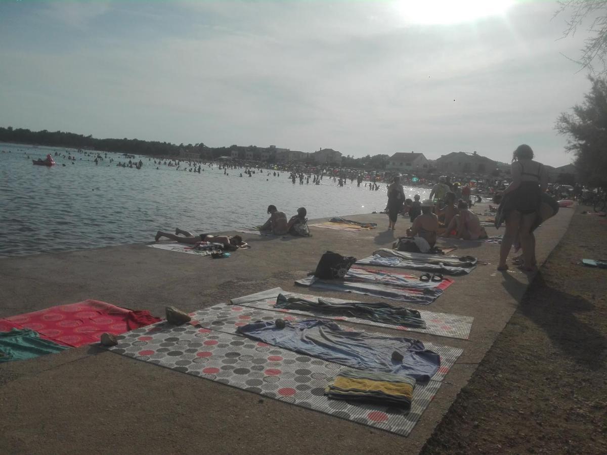 Apartman Bunaric Vir Buitenkant foto