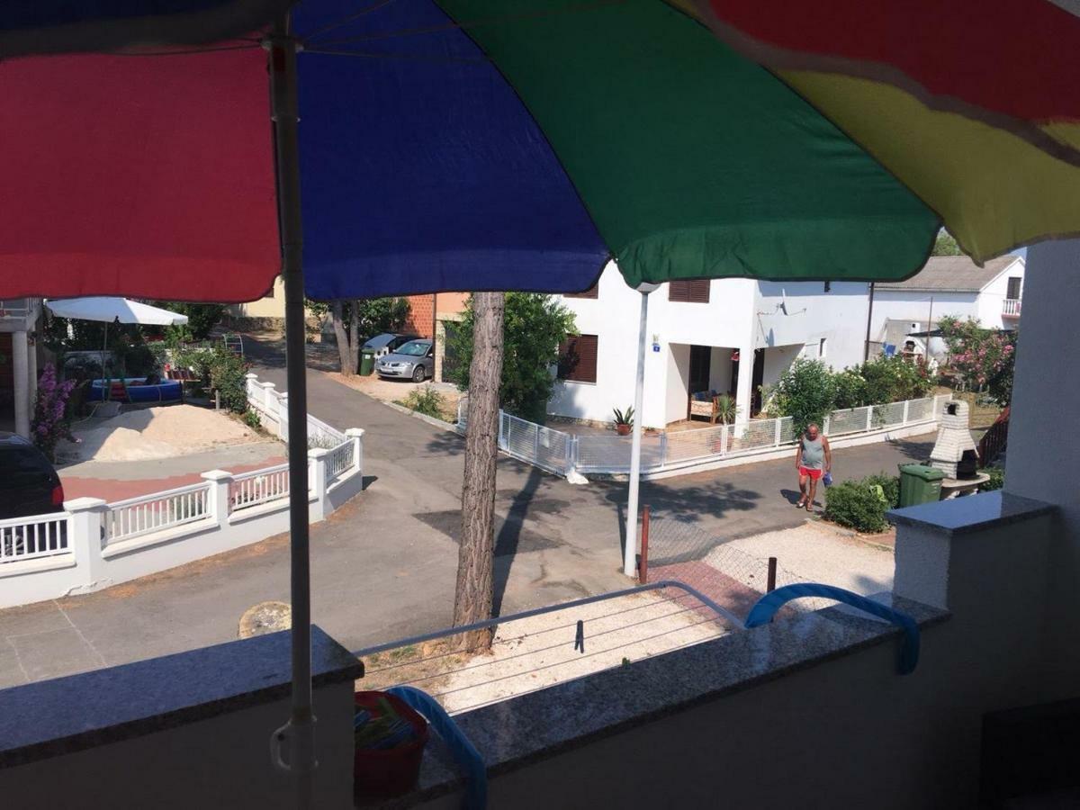 Apartman Bunaric Vir Buitenkant foto