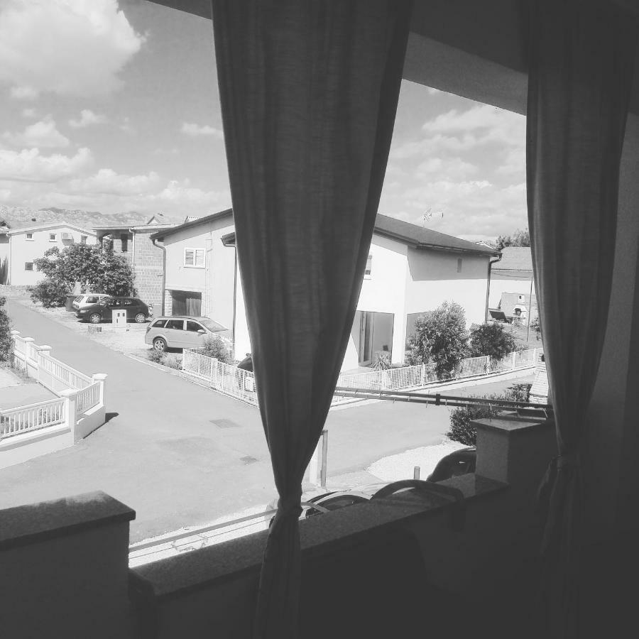 Apartman Bunaric Vir Buitenkant foto
